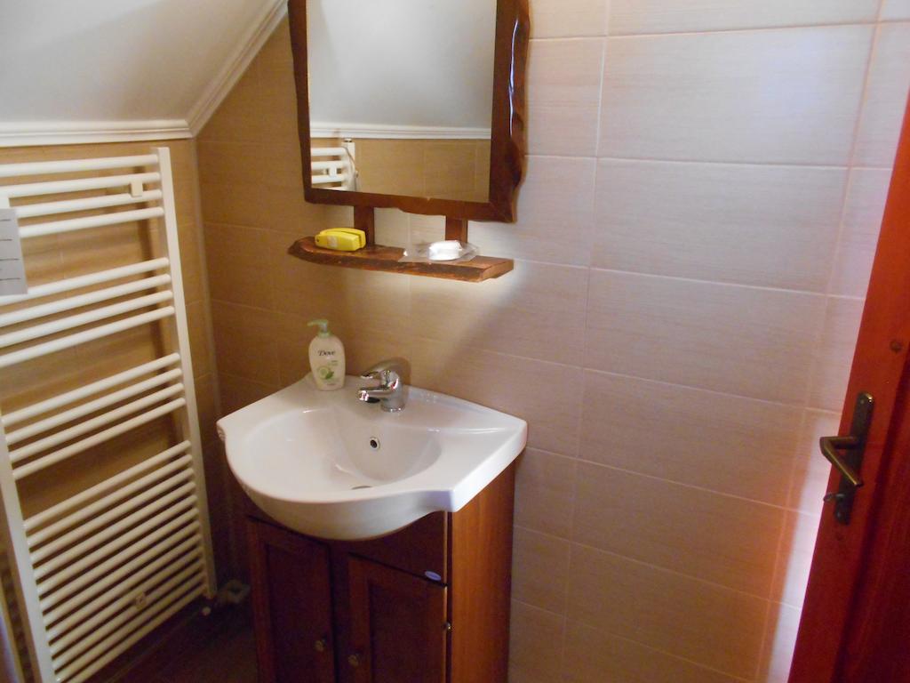 Pensiunea Doina Vadu Izei Habitación foto